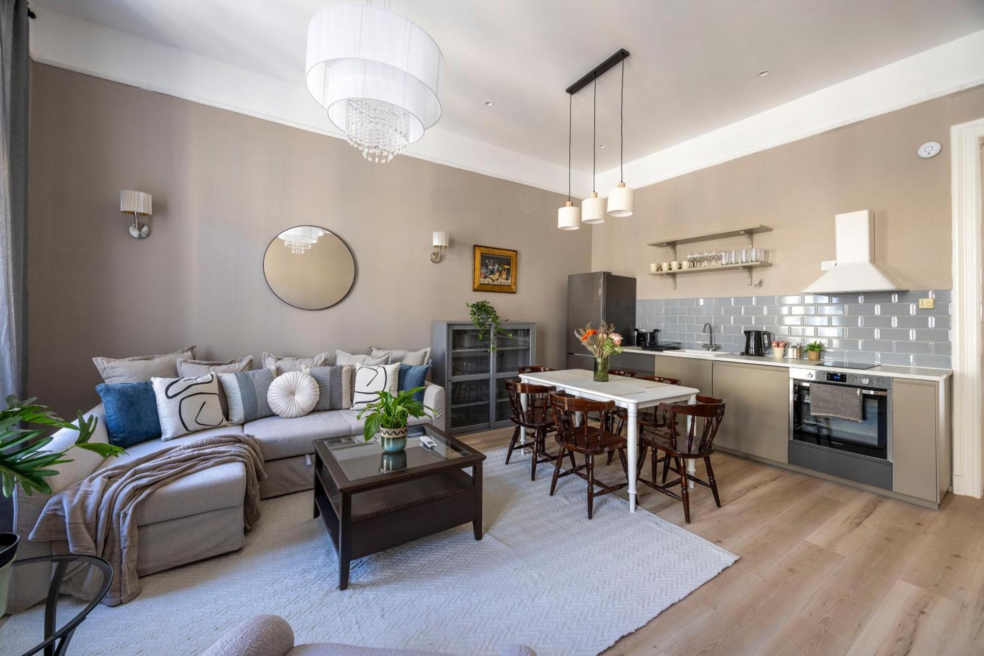 Charming Central Dream Home & Retreat By Prestige Homes Budapeszt Zewnętrze zdjęcie